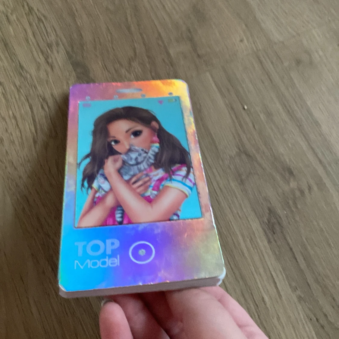  en skrivbok som ser ut som en mobil jättefin - 90