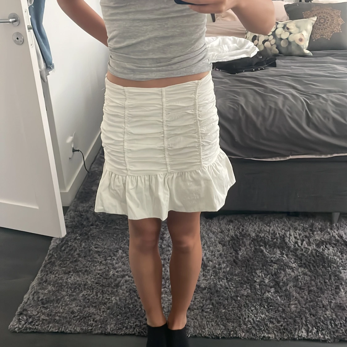 Snygg vit kjol  - 91