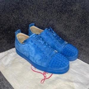 Louboutin skor - Ny pris: 9.400:- Cond: 9/10 Og dustbags 