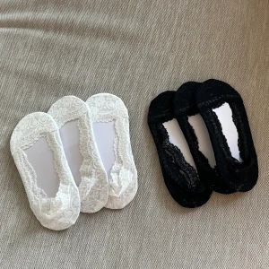 6 st strumpor - 50kr för alla 6 st.
