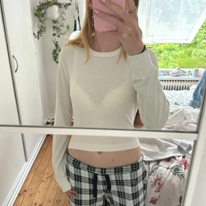 Tröja - Fin tröja som passar till allt 💖