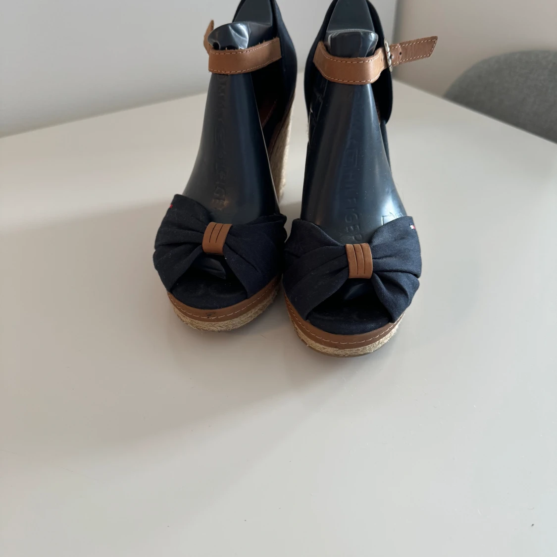 Tommy hillfiger kilklackar - 91