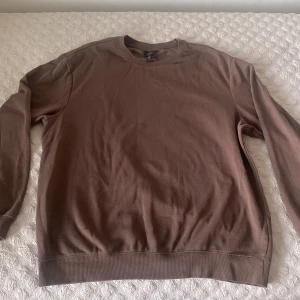 Overzied Sweatshirt - Relaxad fit Storlek L Pris kan diskuteras