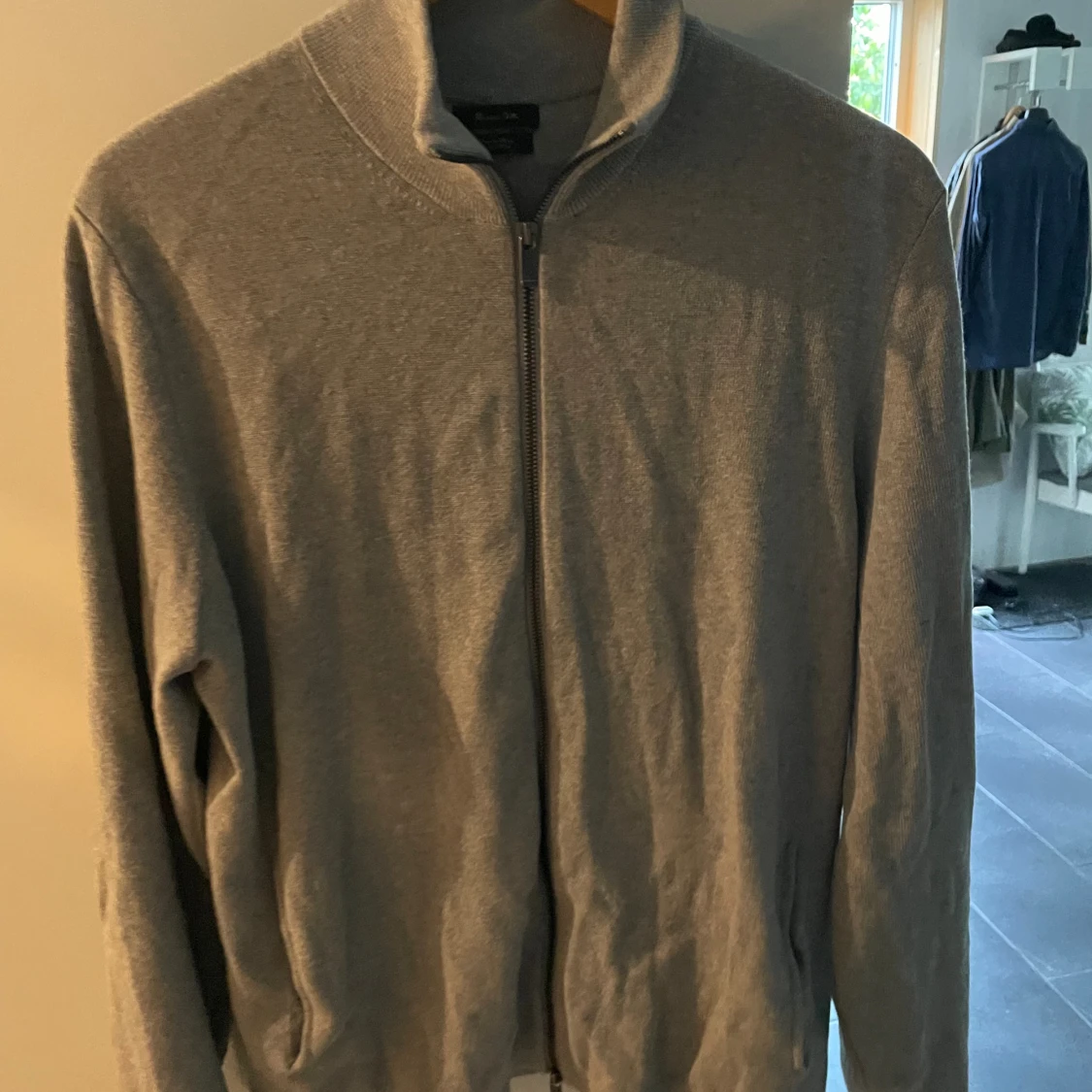Massimo dutti zip tröja - 90