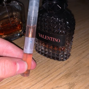 Coral Fantasy - Sålts tidigare på profilen så där står mer utvecklad information. Valentino 5ML