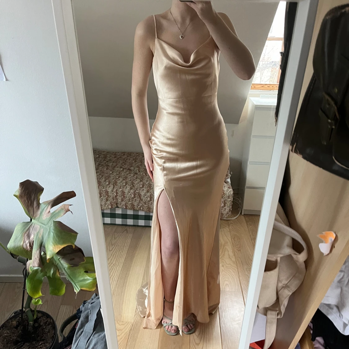 Champagne balklänning - 91