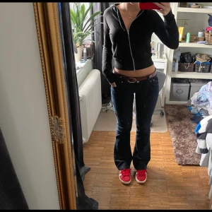 Kort hoodie  - Kort hoodie strl S