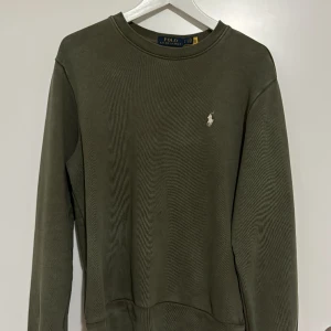 Polo Ralph Lauren Loopback Terry Sweatshirt  - Har använt den bara 4 Gånger