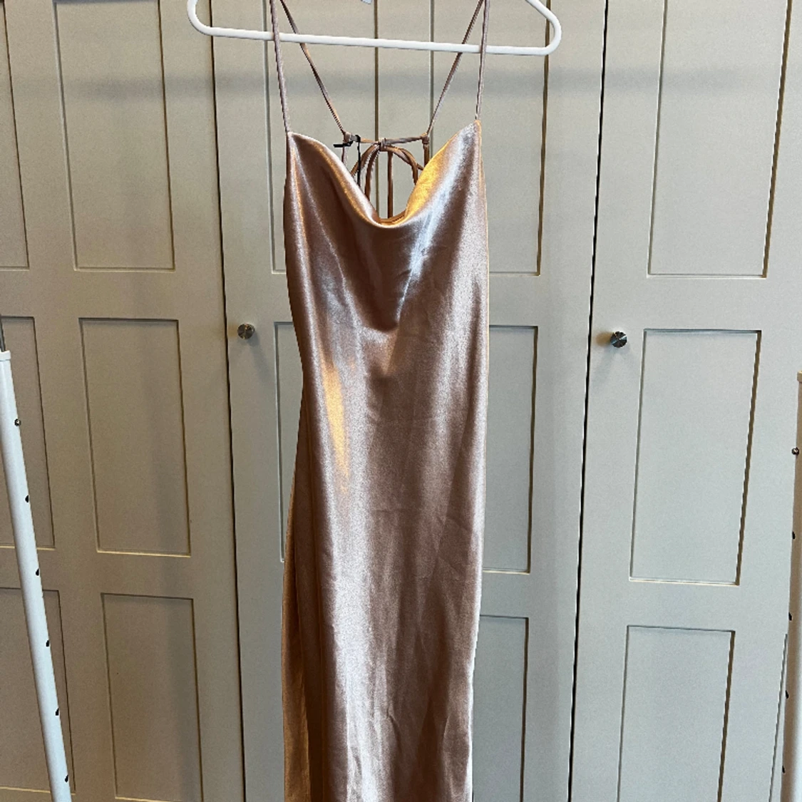 Satinklänning  - 91