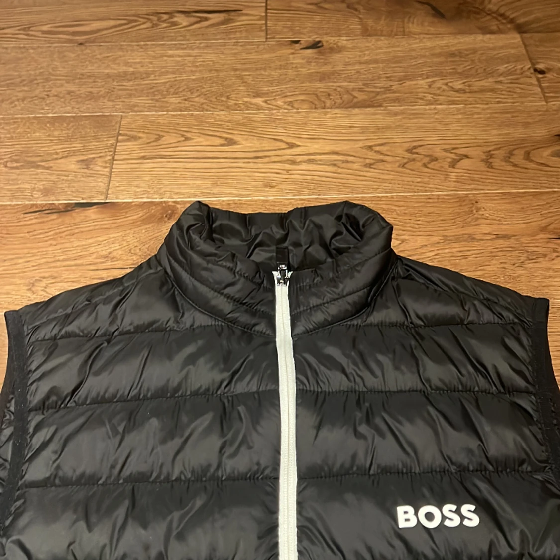Hugo boss väst(svart) - 91