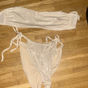 Bikini från Nakd - Aldrig använd men super fin .  Storlek s/m
