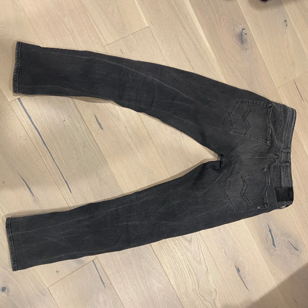 Replay jeans ”grover”. Stl 31, pris kan diskuteras vid snabb affär.. Jeans & Byxor.