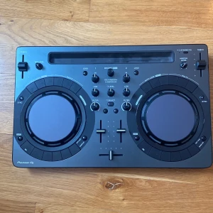 Pioneer Dj DDJ-WeGo4-k - Pioneer dj controller modell: DDJ-WEGO4-K