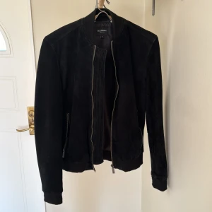 Bolongaro Trevor storlek s - Fin mocka jacka i bra skick