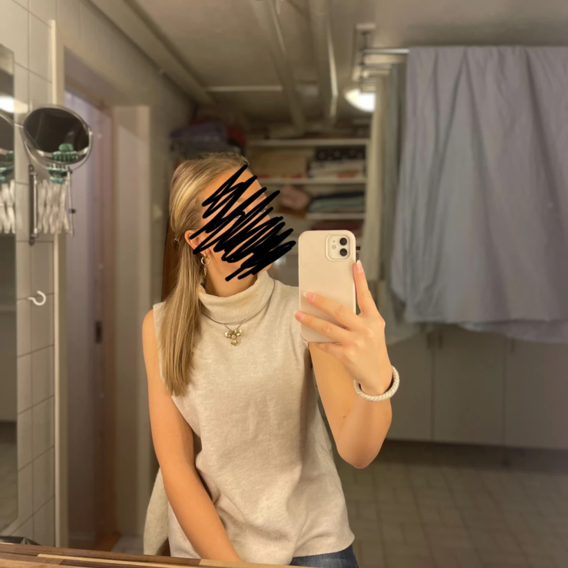 Stickad halterneck tröja  - 90