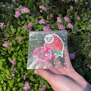 Rosa nyckelring  - Vi säljer denna rosa nyckelring som är jättefin att ha på väskan eller till sina nycklar🩷