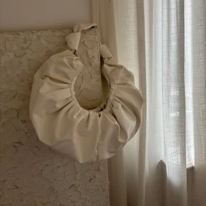 Söt Väska - En söt väska från ASOS , aldrig använd 🩷🩷🩷