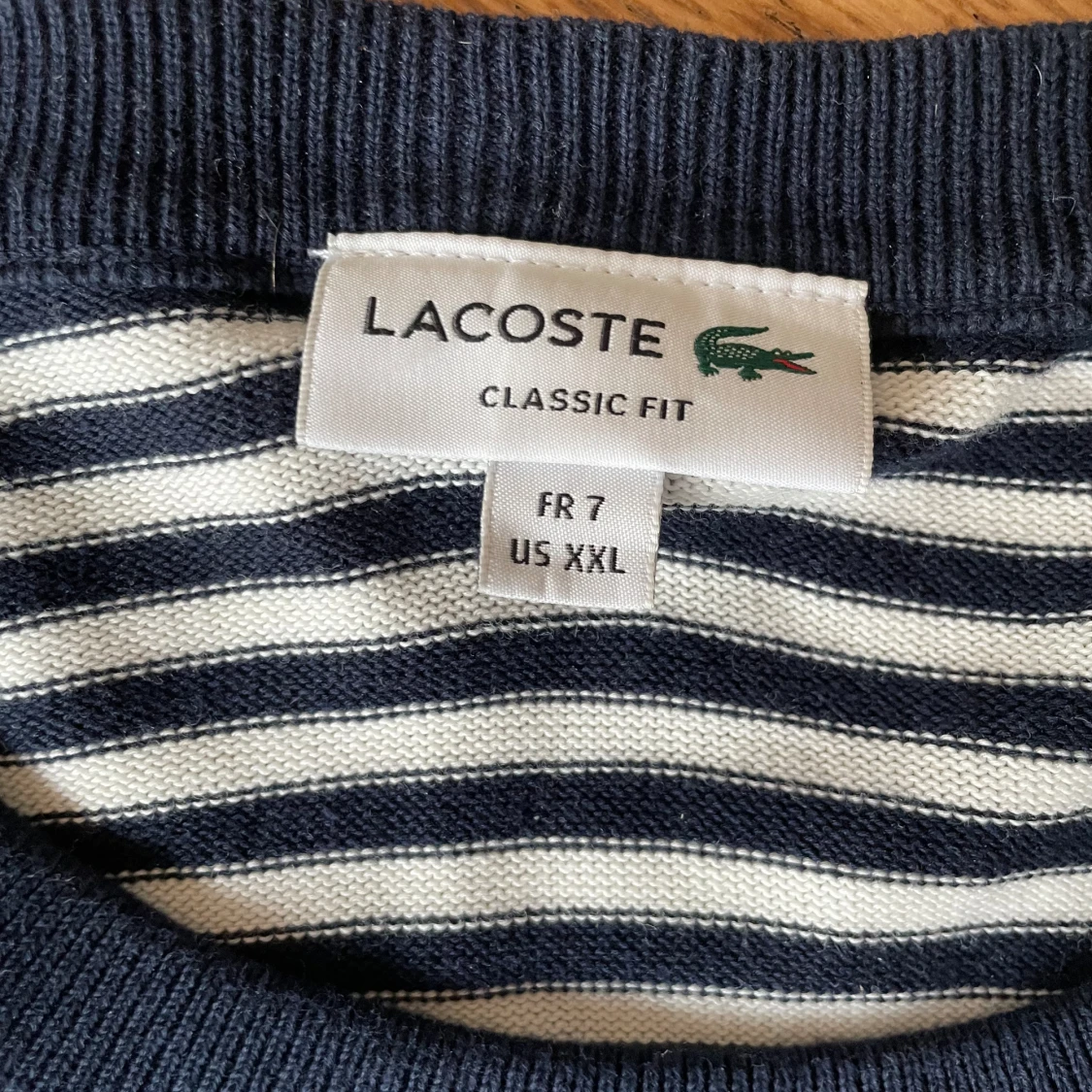 Lacoste tjocktröja