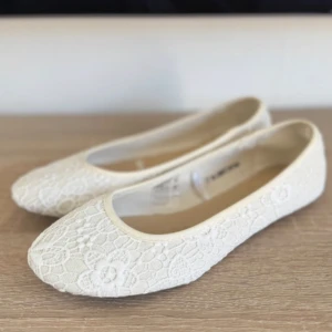 Ballerina skor  - Super söta ballerina skor, passar 37-38 🫶 Använda en gång 