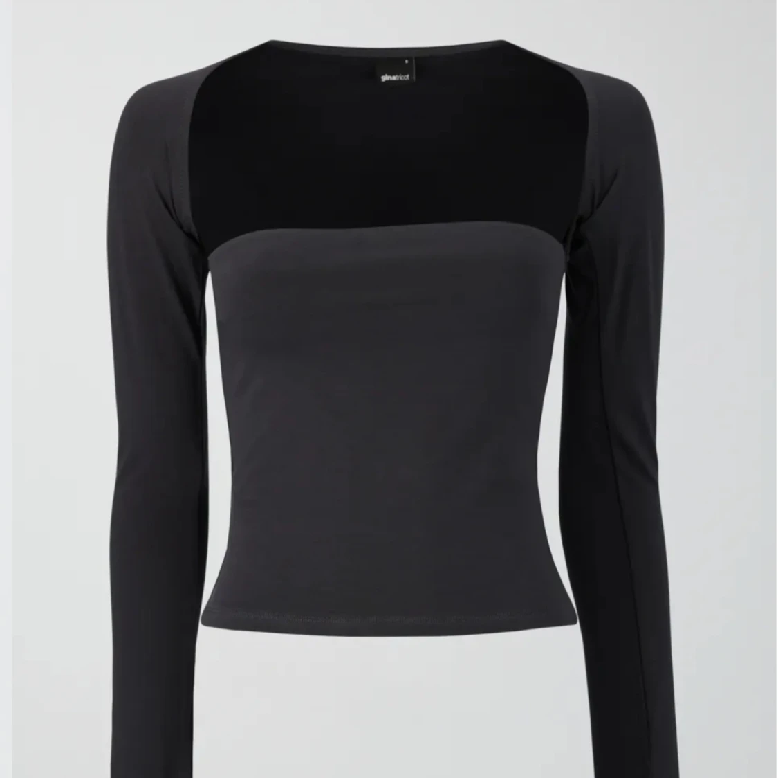 Topp från Gina tricot 