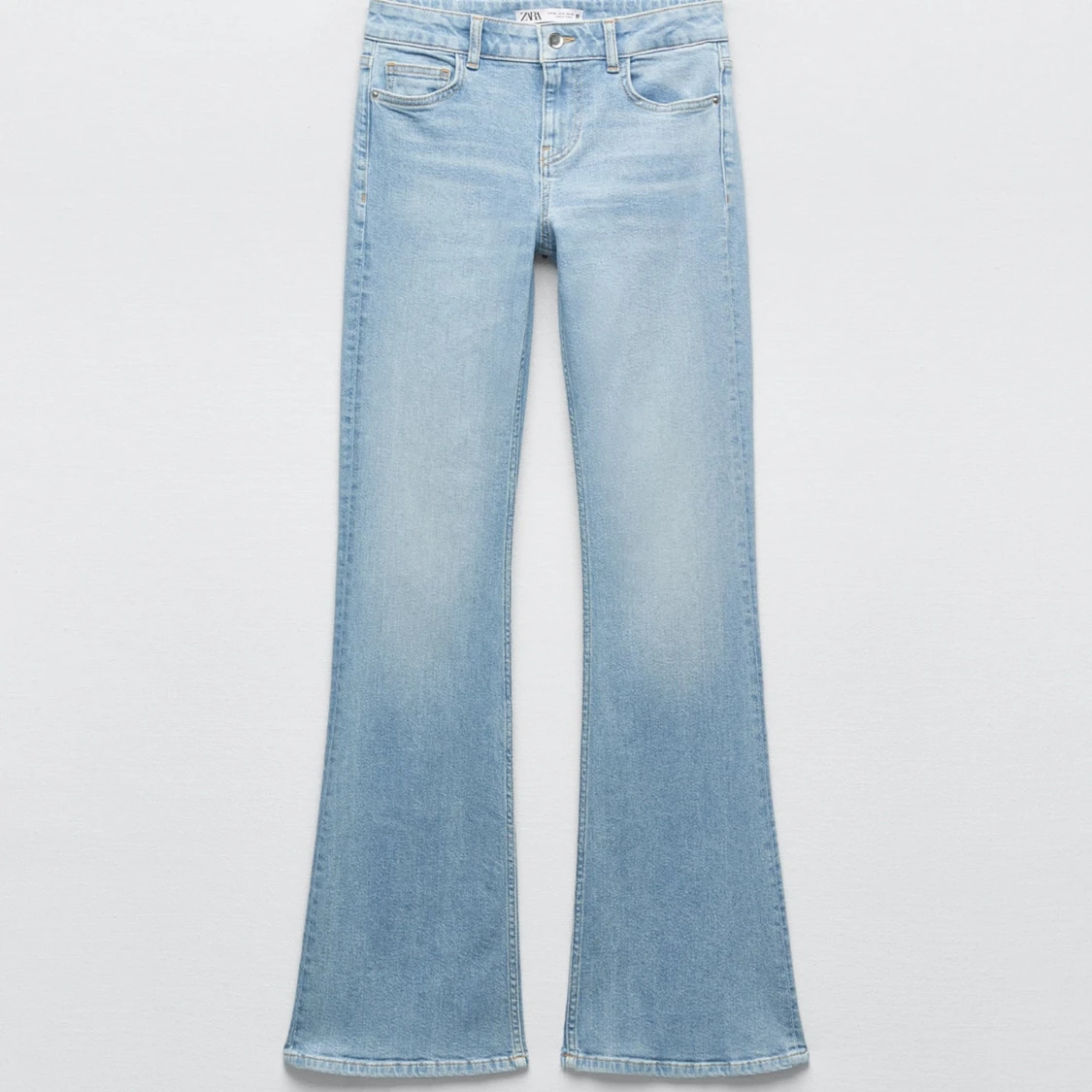 Ljusblå bootcut jeans - 91