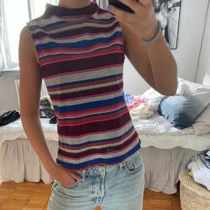 Cool top vintage - Så najs och helt oanvänd 