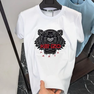 Kenzo tröja rep - Helt ny förpackad, finns inne