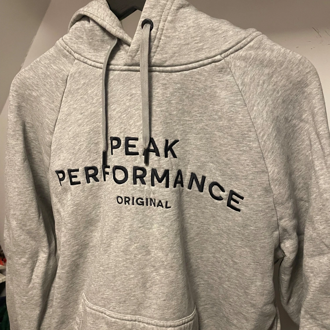 Peak Performance hoodie  - 90
