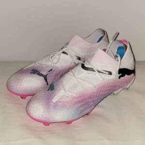 Puma Future 7 - Helt oanvända. Nypris 2599. Stl 40.5