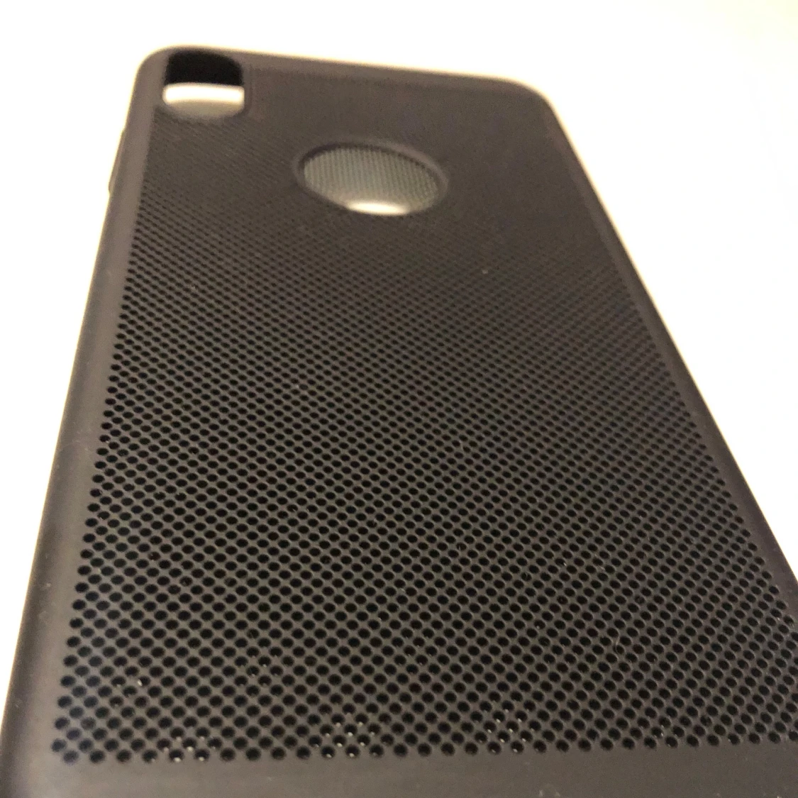 Colorfone iPhone Xs Max Skal Med Hål svart  - 92