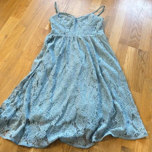 Klänning  - Använd 