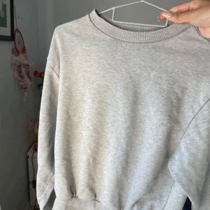 Tröja - Inga defekter skriv för frågor💓