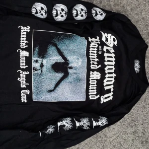 SEMATARY HAUNTED MOUND ANGELS TOUR VERY RARE INSANE SICKO MODEREDE - SEMATARY😈🥶 STORLEK S ÄKTA HAUNTEDMOUND SKINWALKER REAL HAUNTED MOUND MERCH INSANEEEEEEEEEE