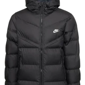 Nike puffer Storm Fit  - Storlek M. Använd max 5ggr 