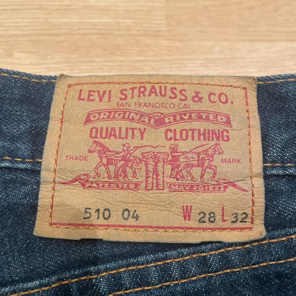 Säljer ett par Levi's 510, som användts ett fåtal gånger. . Jeans & Byxor.