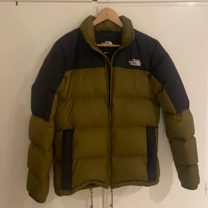 The North Face puffer jacket - Fin North Face jacka i gott skick utan defekter | Storlek S | Bara att höra av er om ni funderar över något🤗