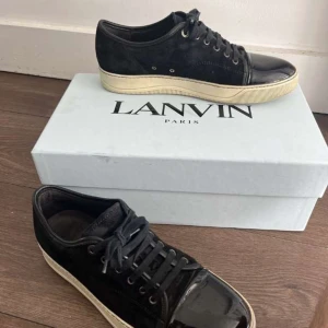 Lanvin Skor - Galet snygga Lanvin skor i storlek 42 (uk8)💫 skick 9,5/10💫  Hör gärna av er vid fler frågor💫