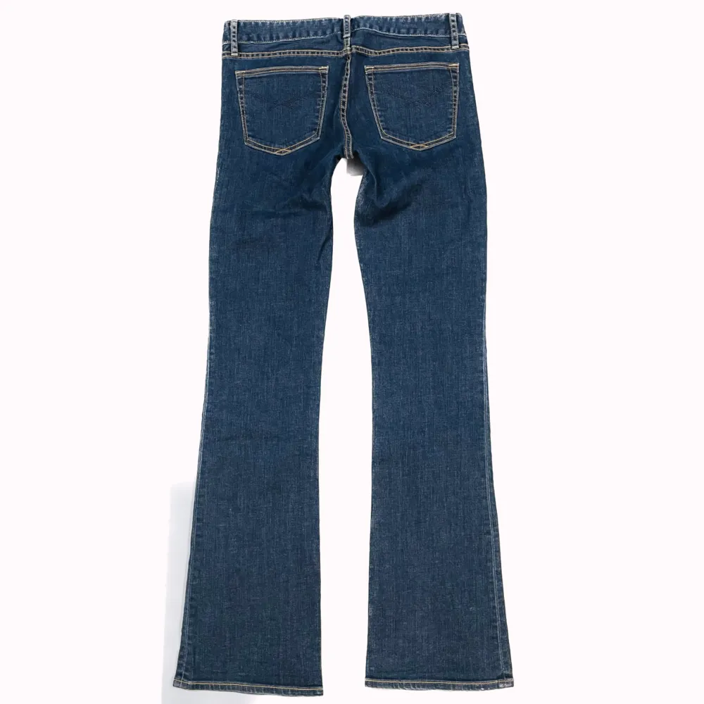 Midja: 87cm Innerben: 87cm  Nmr:249. Jeans & Byxor.