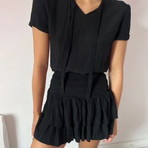 Maje klänning - Svart maje klänning