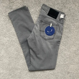 Jacob cohen jeans - OBS: INGA BYTEN | HELT NYA Jacob Cohen jeans | Storlek: W34  | Alla tags sitter kvar | Skriv gärna vid funderingar!