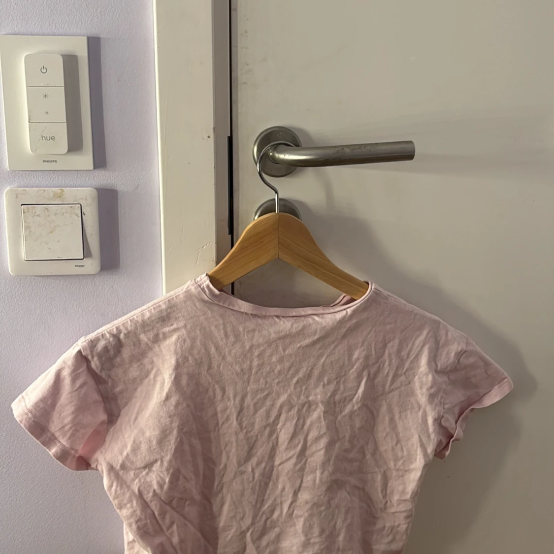 Rosa magtröja med dekor - 90