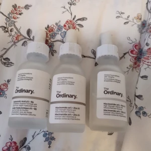 Ordinary - Säljer tomma ordinary flaskor för er som samlar på dem! Säljer alla dessa tre för 50kr + frakt! 