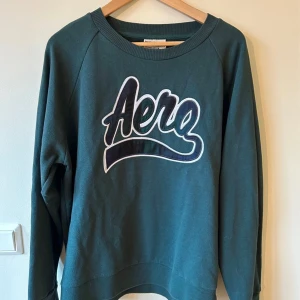Baum und pferdgarten tröja  - Fint märke.  Grön sweatshirt  Storlek small 