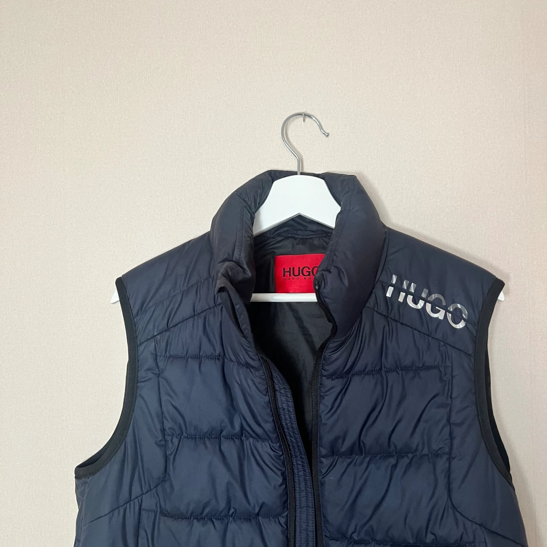 Hugo boss väst - 90