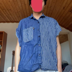 Denim Kortärmad Skjorta - Aldrig använt den. Köpt från Thailand. Inte min stil.