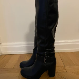 Stövlar  - Oanvända 