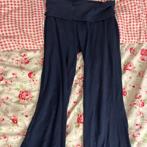 Byxor  - Gina mjukis byxor  (Använda en gång)