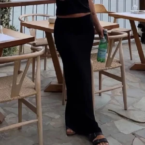 Långkjol - Svart tajt långkjol. Så snygg 🫶🏼