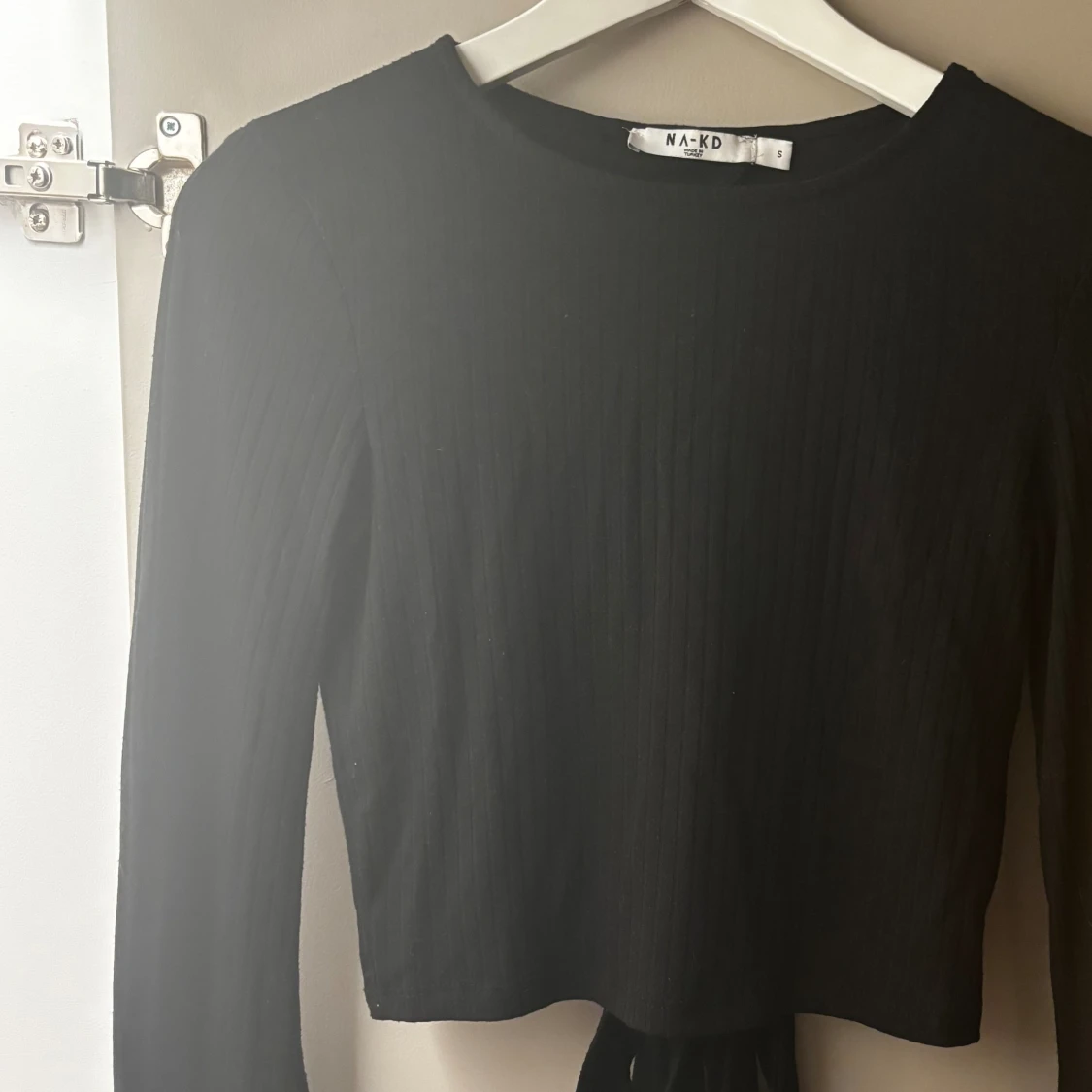 Topp med öppen rygg, NA-KD - 90