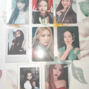 WTS photocards - Jag vill sälja dessa officiella photocards. Jag kan också tradea för Ningning, Ahyeon eller Asa photocards!  Tar bara emot swish.  Dm för priser💞